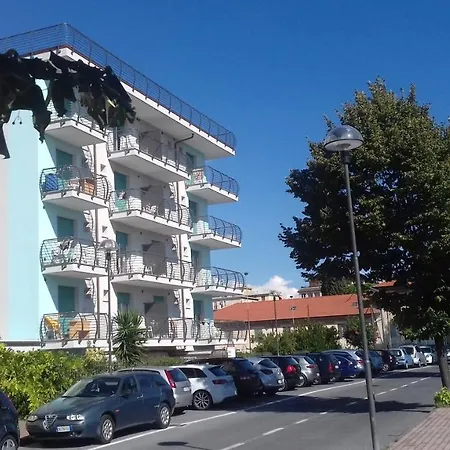 San Francisco アパートホテル