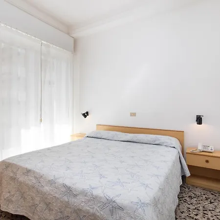 アパートホテル San Francisco